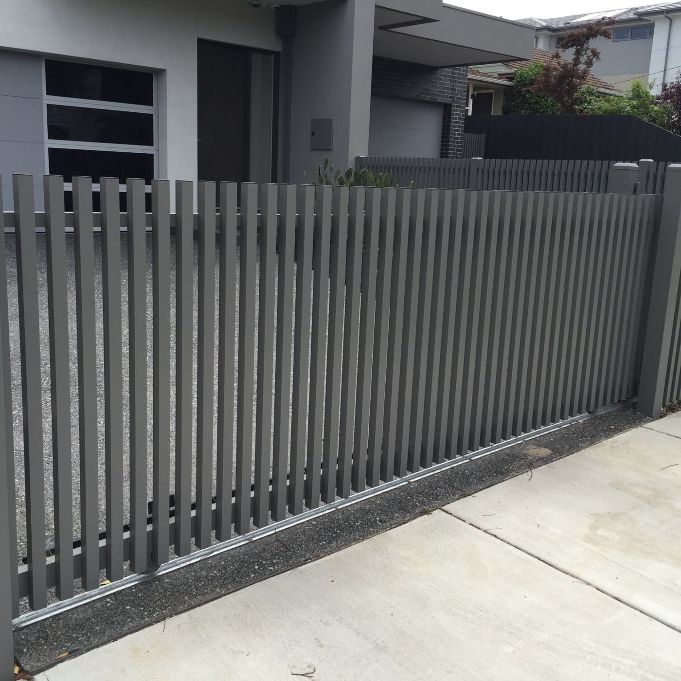 Gates project in Melbourne’s East by Adonai Steel